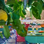 Relais Correale & Garden Alojamento de Acomodação e Pequeno-almoço