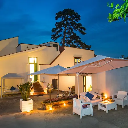 Relais Correale & Garden Bed & Breakfast 3*