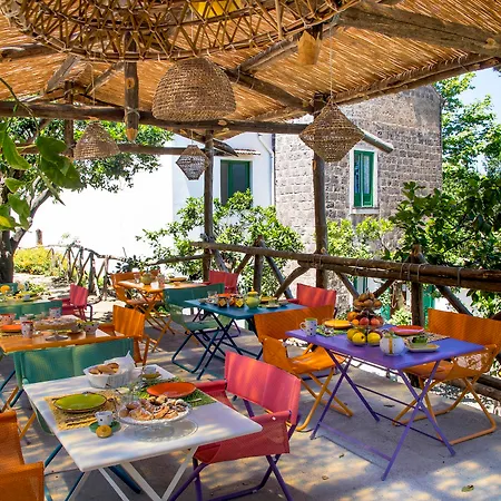 Bed & Breakfast Relais Correale & Garden 3*