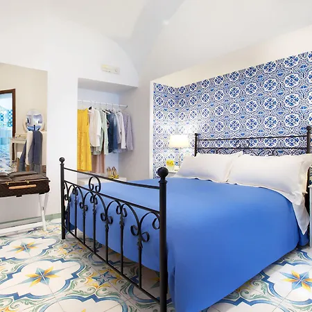 Bed & Breakfast Relais Correale & Garden 4*