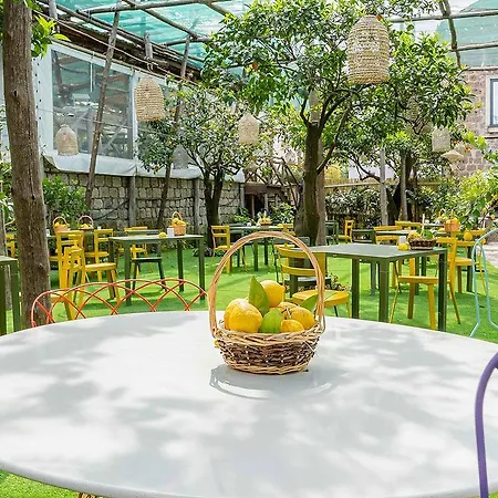 Bed & Breakfast Relais Correale & Garden