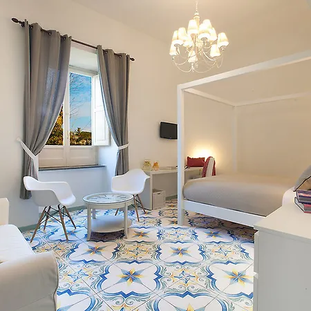 Relais Correale & Garden 3*