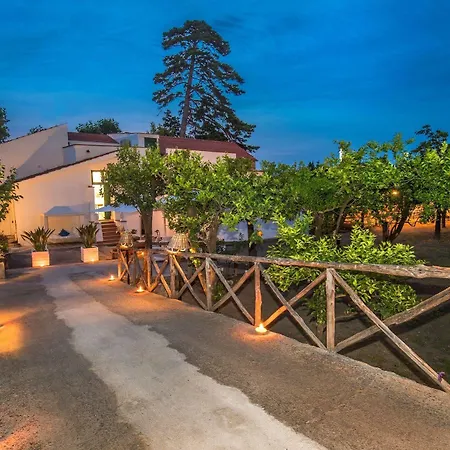 Relais Correale & Garden Bed & Breakfast Sorrento